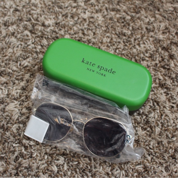 NEW Kate Spade Sunglass - Picture 4 of 5
